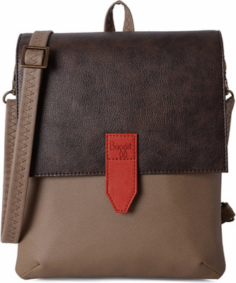 

Baggit L Affinity Andrew Smoke (Beige) S Haversack(Smoke, 3 inch)