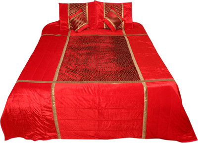 

Indistar Velvet Double King Self Design Bedsheet(Pack of 1, Red)