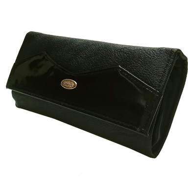 

Mangal Brothers Casual Black Clutch