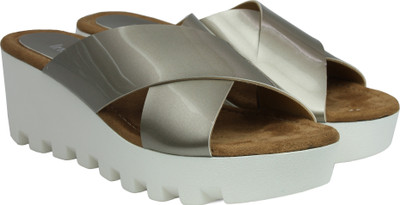 

Inc.5 Women SULTAN Wedges