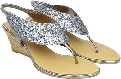 

Inc.5 Women G.METAL Wedges