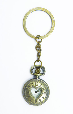 

JOSHISNEST UNIQUE HEART SHAPE KEY CHAIN WATCH Key Chain(Brown)