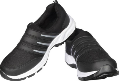 

CRV Running Shoes For Men(Multicolor, Black