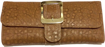 

Traditions Casual Tan Clutch