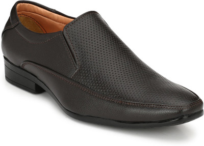 

Knoos Stylish Shoe Slip On For Men(Brown