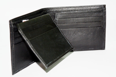 

Naprosto Men Black Genuine Leather Wallet(10 Card Slots)