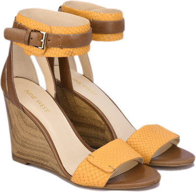 

Nine West Women COGN/DYE L Wedges