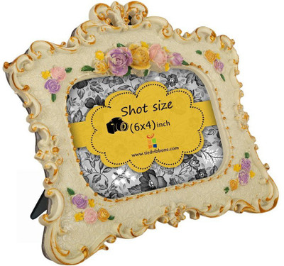 

Tied Ribbons Photoframe Gift Set