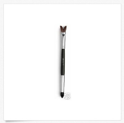 

Bare Escentuals Smoky Eye Brush(Pack of 1)