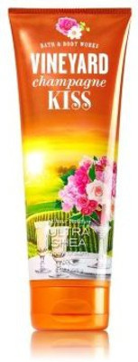 

Bath & Body Works Vineyard Champagne Kiss Signature Collection Ultra Shea Body Cream(226 g)