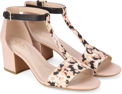 

Clarks Women Nude Pink Combi Heels