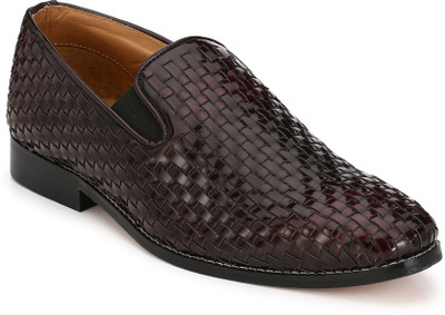 

Lujo Slip On For Men(Maroon