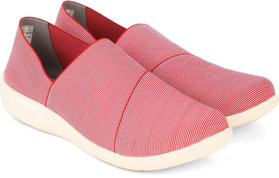 

Clarks Sillian Firn Red Canvas Shoes For Women(Red, White