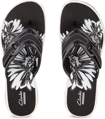 

Clarks Brinkley Mila Black Synthetic Slippers