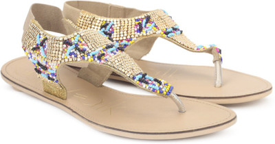 

Catwalk Women GOLD Flats