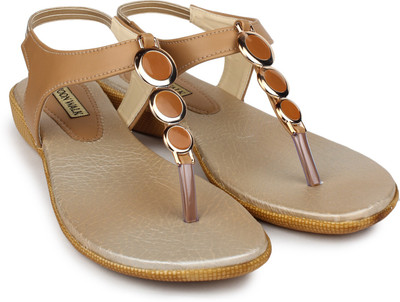 

Moonwalk Women Beige Flats