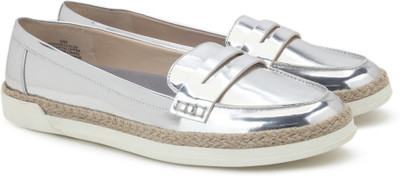 

Nine West NWVERYCOLD3 Loafer For Women(Silver, Silver sy