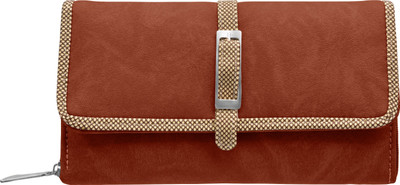 

TAP FASHION Casual Brown Clutch