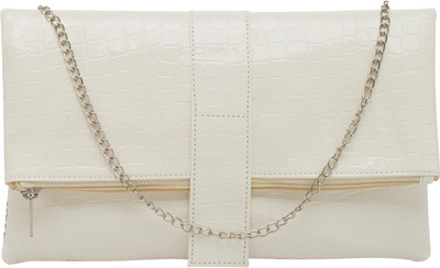 

Tarusa Casual White Clutch