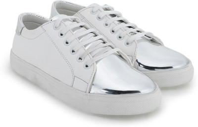 

Chemistry Contrast Metallic Lace Up Sneakers For Women(White, White/silver