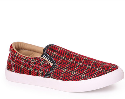 

Sainex Canvas Shoes For Men(Maroon