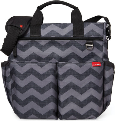 

Skip Hop DUO SIGNATURE CHANGING BAG (BLACK /GREY, TONAL CHEVRON) Diaper Bag(Grey)
