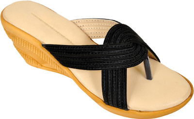 

Altek Women Black Wedges