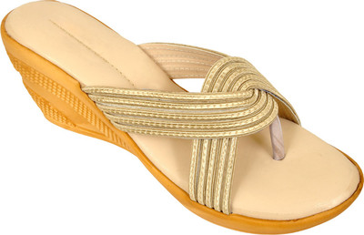 

Altek Women Cream Wedges