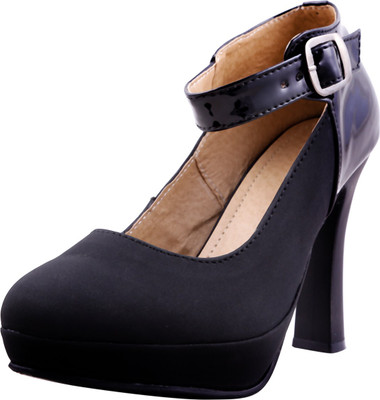 

Adorn Women Black Wedges