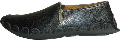 

xtepe Slip On For Men(Black
