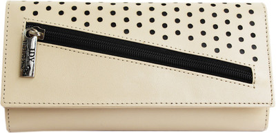 

I Define You Casual Beige Clutch