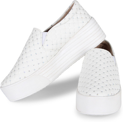 

Tapps Sneakers For Women(White
