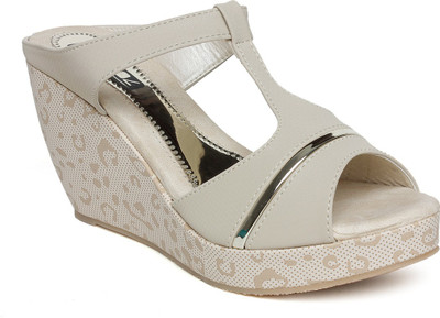

Vendoz Women Cream Wedges