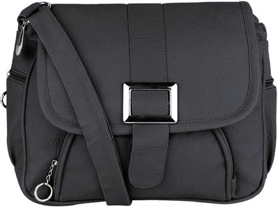 

Alia Girls Black Leatherette Sling Bag
