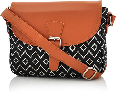 

Steller Sling Bag(Tan)