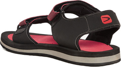 

Duke Men Red Sports Sandals