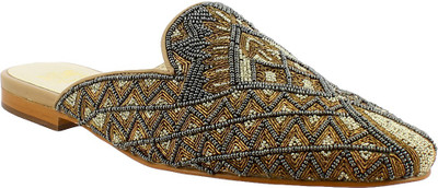 

SAINT G Women Gold Clogs