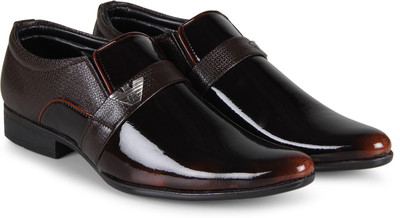 

Meetoes Slip On For Men(Brown