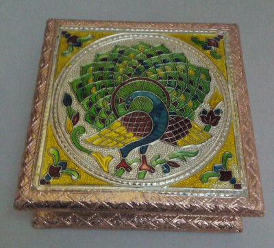 

RAG Wooden All Purpose Chowki(Multicolor)