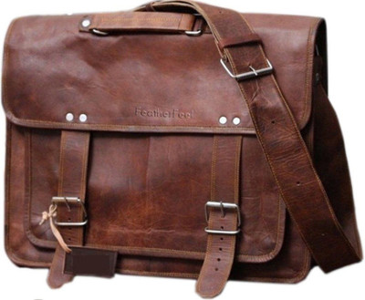 

CraftShades Messenger Bag(Brown)