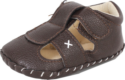 

abdc kids Boys Velcro Flats(Brown