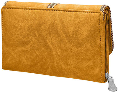 

TAP FASHION Casual Yellow Clutch