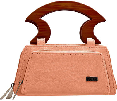 

TAPFASHION Party Pink Clutch