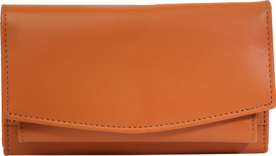 

irin Casual Brown Clutch