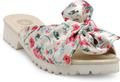 

Kanabis Women Beige Casual