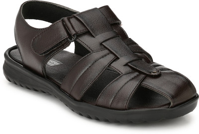 

WHITE WALKERS Men Brown Sandals