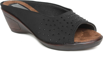 

Vendoz Women Black Wedges