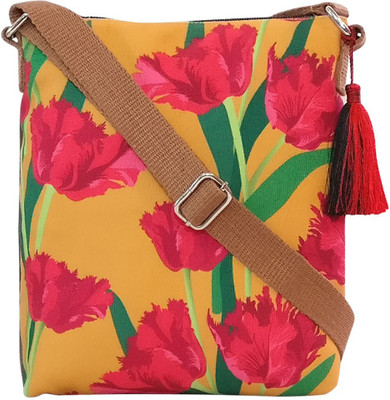 

Lemon Trunk Sling Bag(Yellow, Brown), Brown;yellow