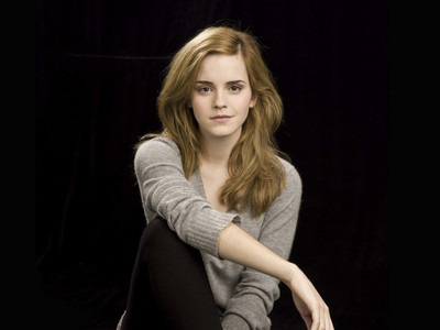 

Celebrity Emma Watson Actresses United Kingdom HD on fine art paper 13x19 Fine Art Print(19 inch X 13 inch, Rolled)