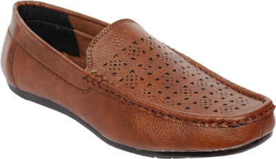 

AK traders I shoes Brown color loafer Loafers For Men(Brown